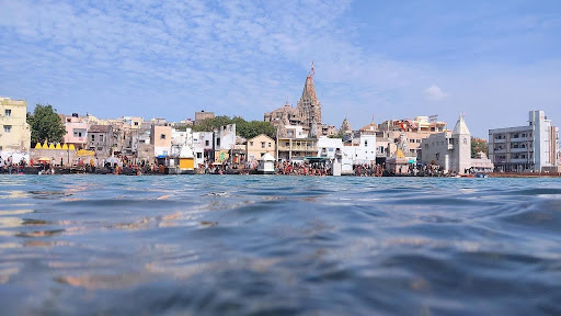 Travel Through Gujarat’s Culture, Colours, and Cuisine via IRCTC Air